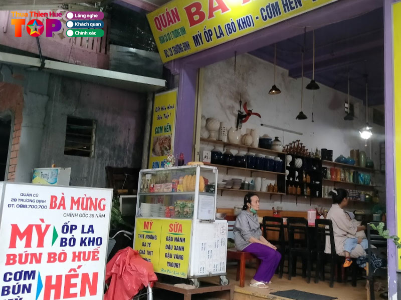 Quan-ba-mung-huetoplist