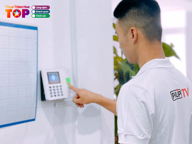 Camera-247-hue-huetoplist