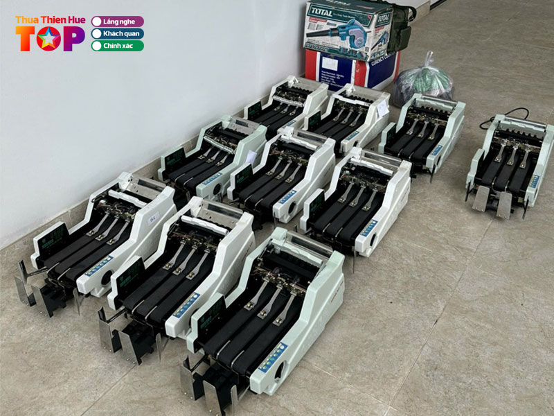 May-dem-tien-ngoi-sao-viet-huetoplist