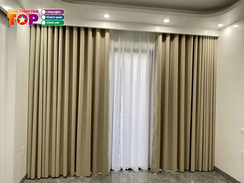 Rem-cua-hue-man-rem-thanh-dat-huetoplist