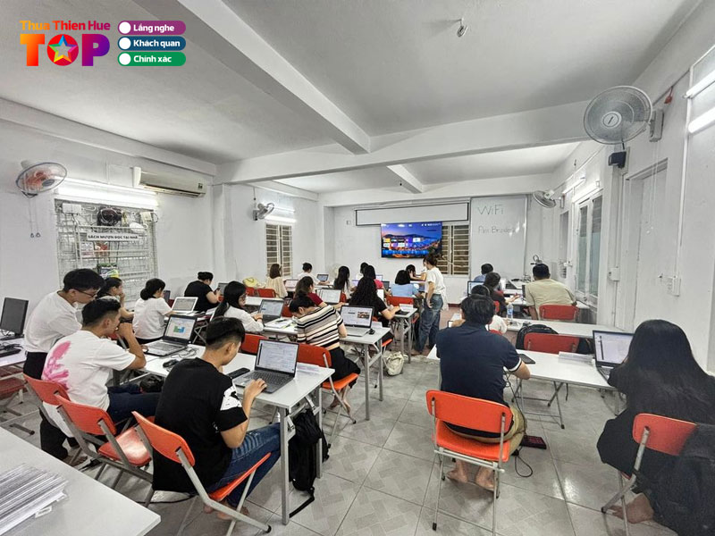 Brandee-hoc-vien-marketing-tai-hue-huetoplist