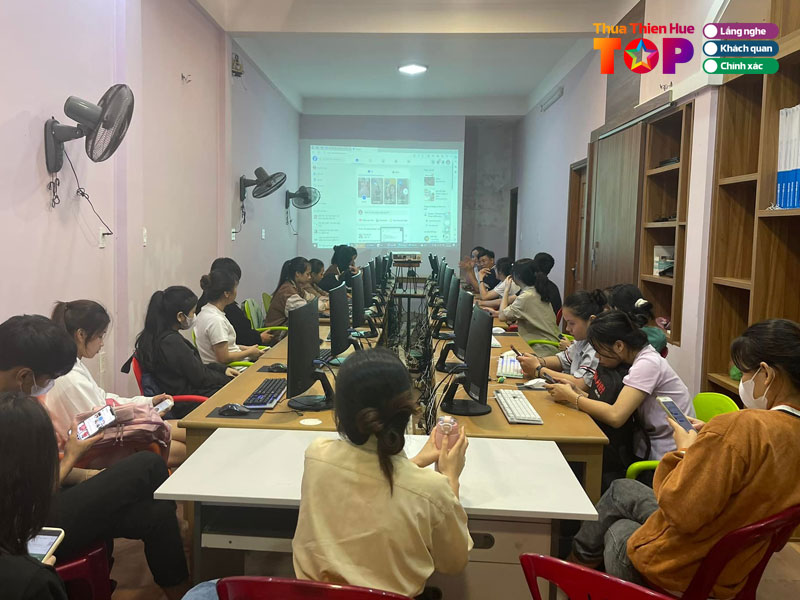 May-academy-huetoplist