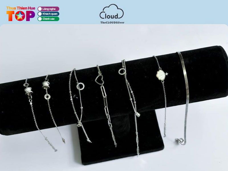 The-cloud-silver-huetoplist