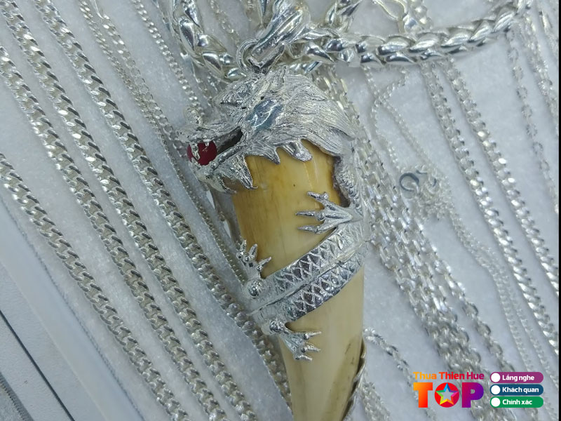 Tiem-bac-thiet-my-huetoplist