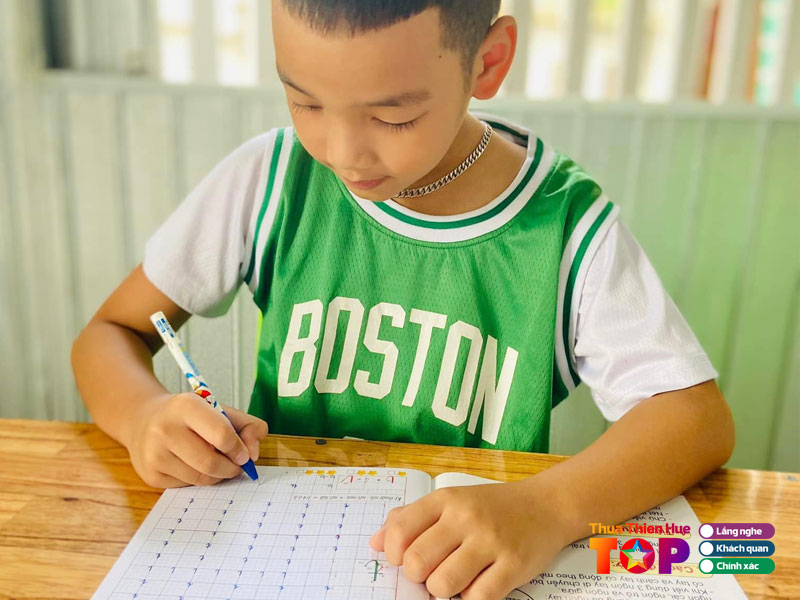 Tien-tieu-hoc-huynh-mai-huetoplist