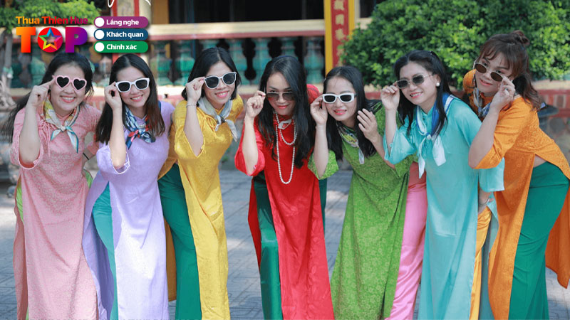 Top-12-dia-chi-cho-thue-ao-dai-o-hue-mau-ma-dep-gia-re-huetoplist