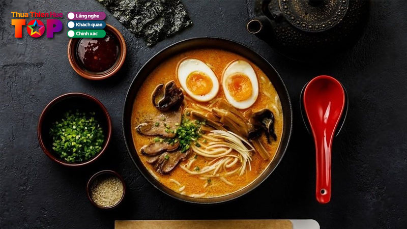 Top-5-quan-mi-ramen-o-hue-ngon-chuan-vi-nhat-an-la-ghien-huetoplist