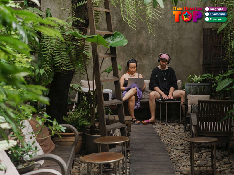 Tron-cafe-huetoplist