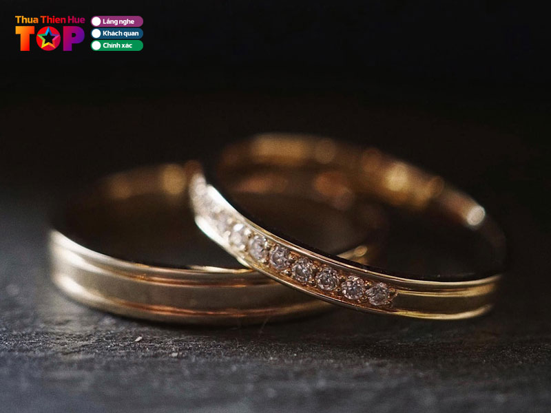 Mot-so-kinh-nghiem-khi-di-mua-nhan-cuoi-huetoplist