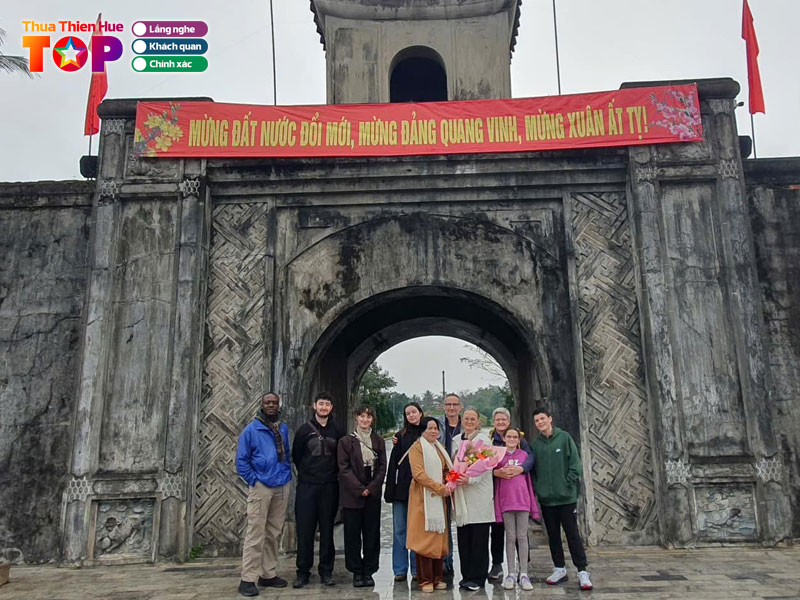 Connect-travel-huetoplist