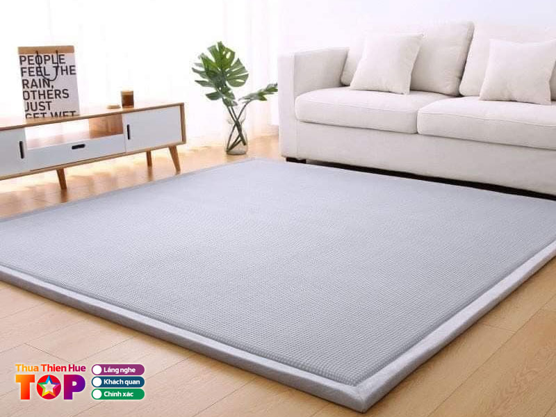 Chan-ga-goi-dem-tan-hoang-dung-huetoplist