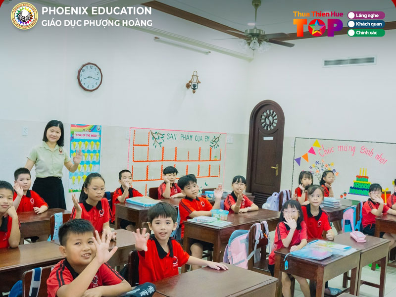 Phoenix-education-giao-duc-phuong-hoang-huetoplist