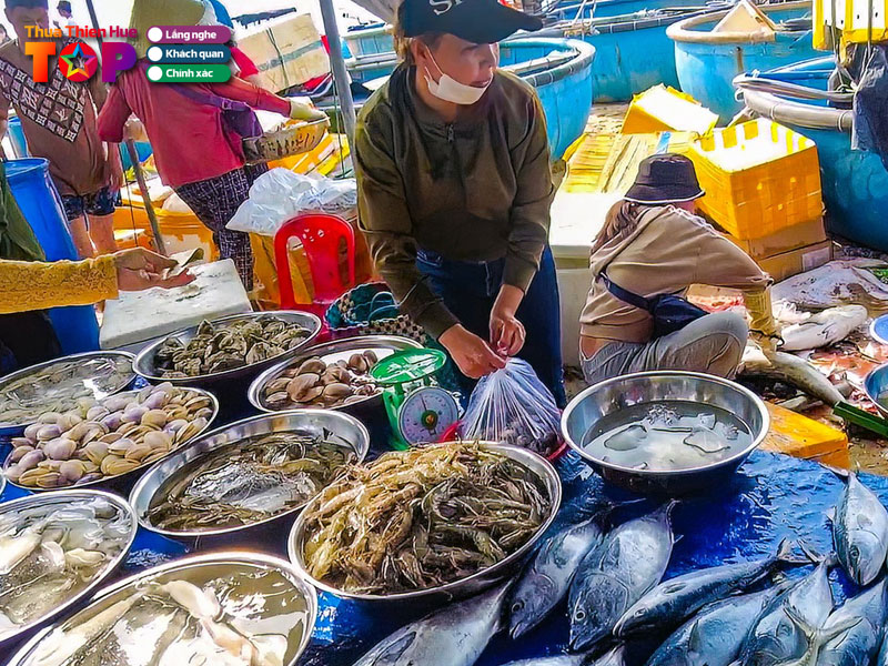 Cau-hoi-thuong-gap-ve-cho-hai-san-o-hue-huetoplist