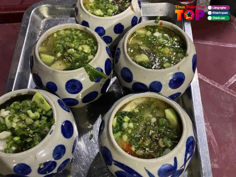 Cau-hoi-thuong-gap-ve-mon-vit-lon-um-bau-hue-huetoplist