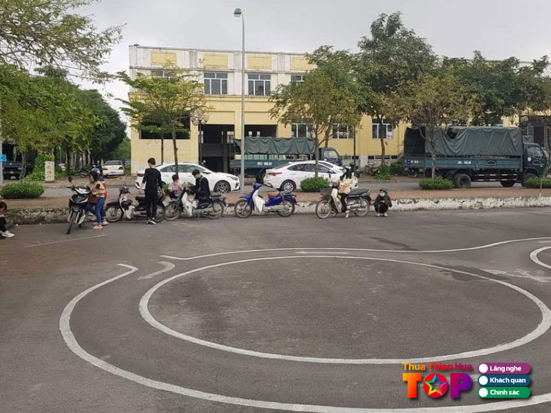 Cau-hoi-thuong-gap-ve-thi-bang-lai-xe-may-o-hue-huetoplist