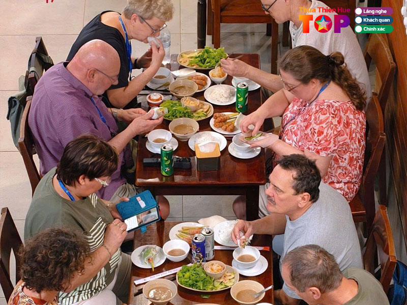 Banh-khoai-hanh-huetoplist