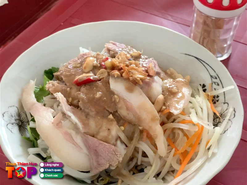 Bun-thit-nuong-bun-mam-nguyen-truong-to-huetoplist