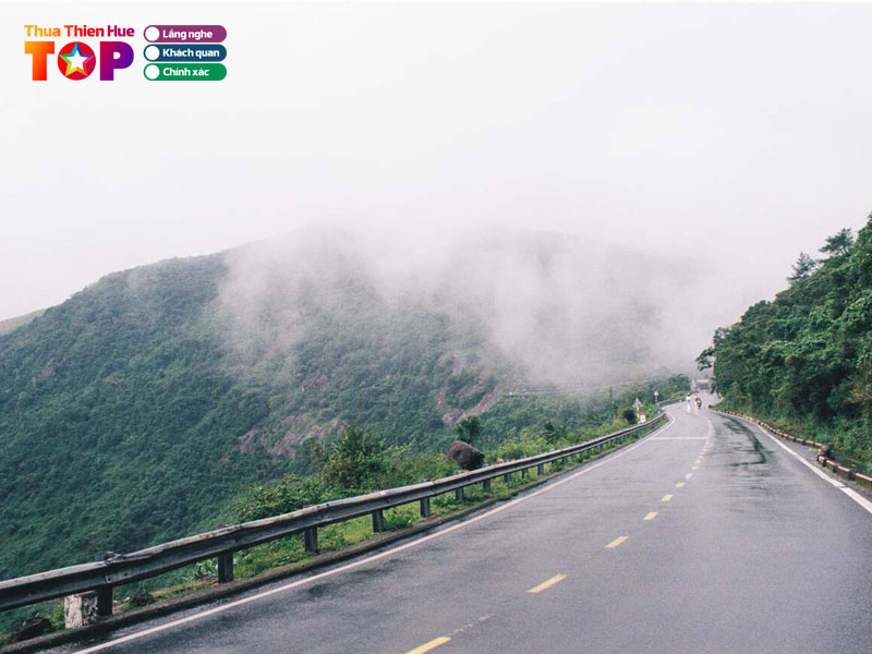 Cam-nang-du-lich-deo-hai-van-huetoplist