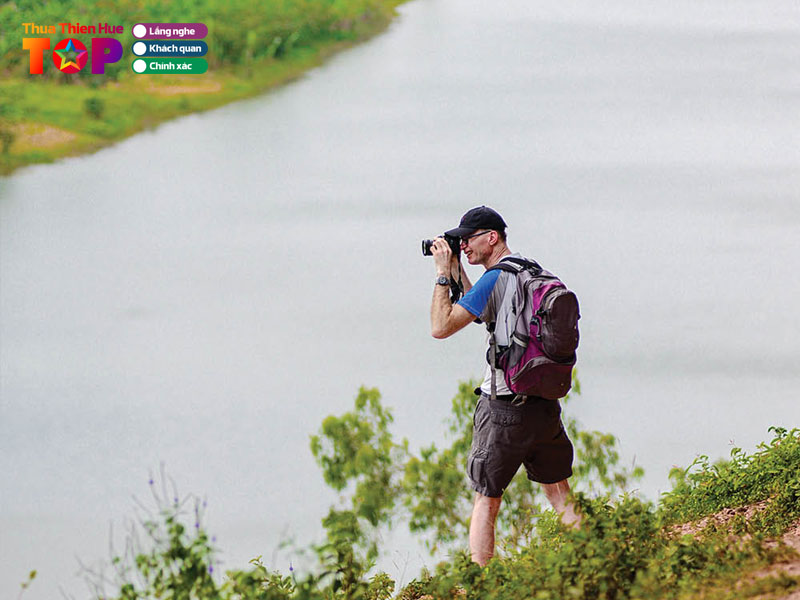 Cam-nang-du-lich-doi-vong-canh-huetoplist