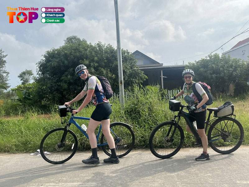 Elephant-travel-huetoplist