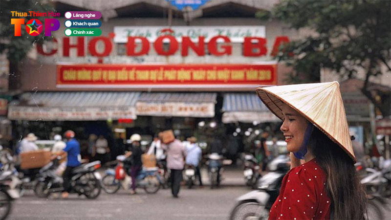 Kham-pha-cho-dong-ba-trai-tim-am-thuc-va-van-hoa-co-do-hue-huetoplist