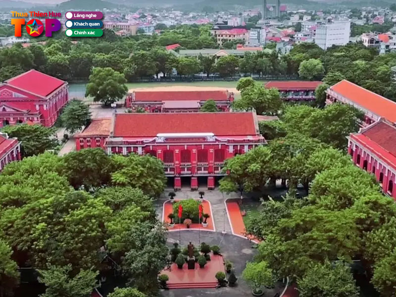 Kien-truc-phap-doc-dao-va-cuon-hut-huetoplist