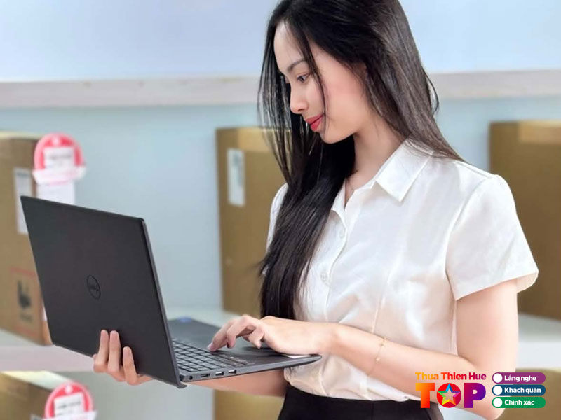 Laptop-kim-anh-huetoplist