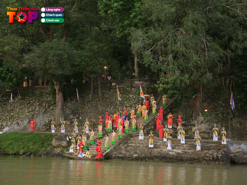 Nhung-luu-y-khi-du-lich-dien-hon-chen-huetoplist