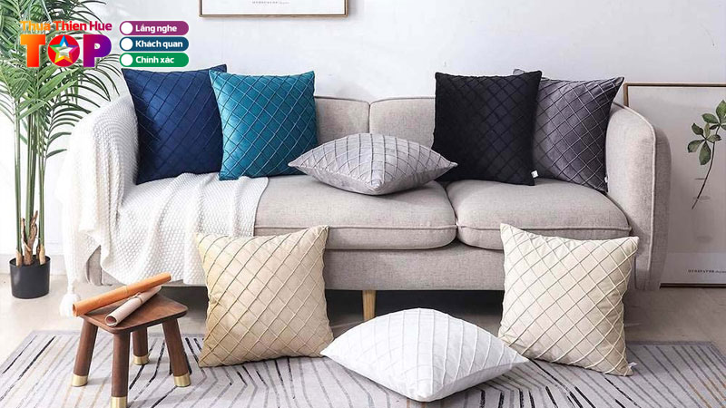 Top-5-dia-chi-ban-goi-tua-lung-sofa-hue-da-dang-mau-ma-huetoplist