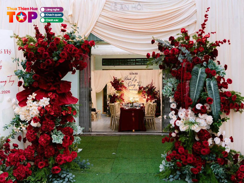 Trang-tri-cuoi-hoi-thanh-nhan-huetoplist