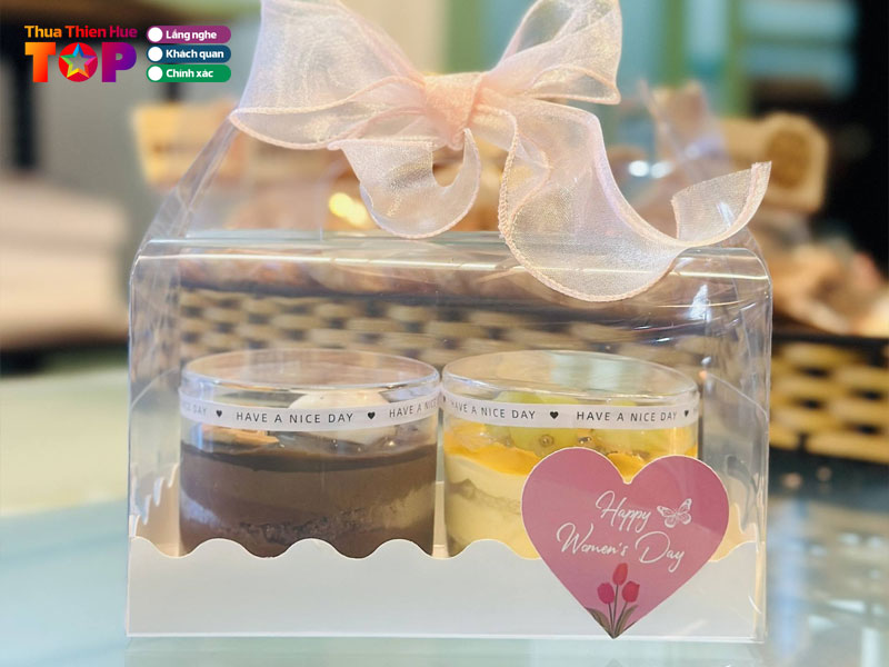 Bloom-cakes-huetoplist