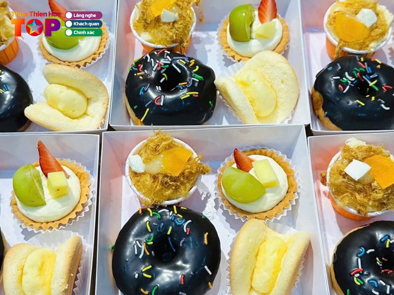 Goc-nho-bakery-tiem-banh-dai-loan-huetoplist