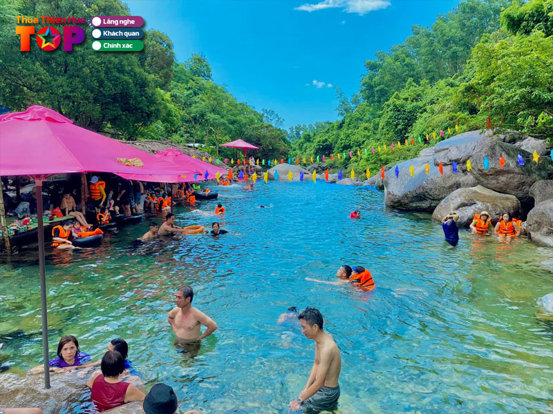 Huong-dan-lua-chon-va-meo-trai-nghiem-tu-dan-ban-dia-huetoplist