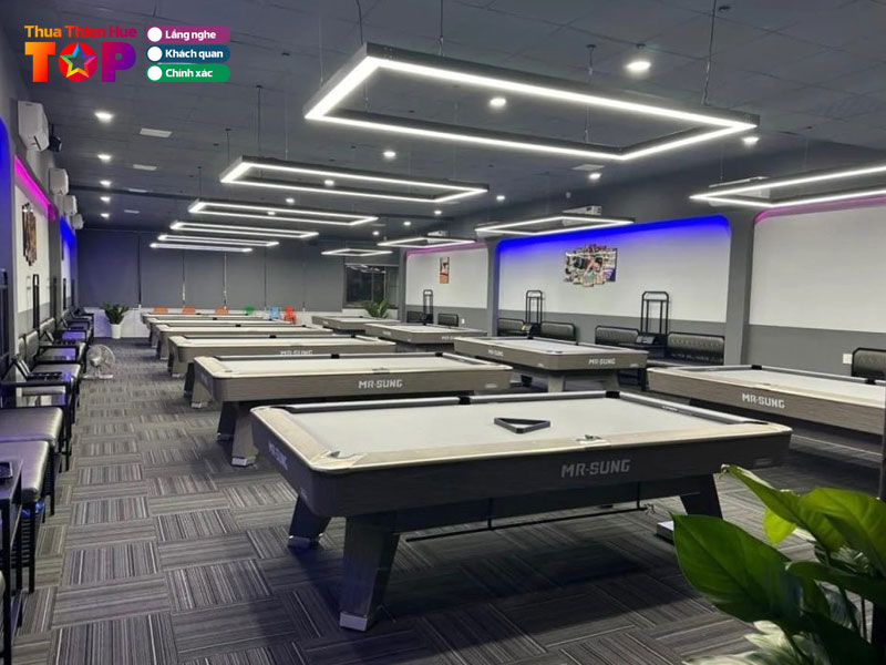 Quan-billiards-hue-huetoplist
