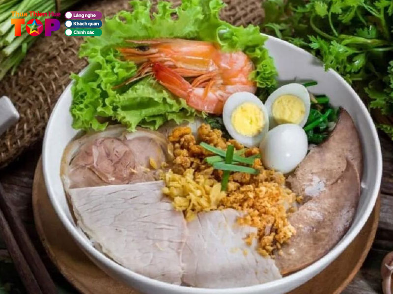 Quan-hu-tieu-ba-trieu-huetoplist