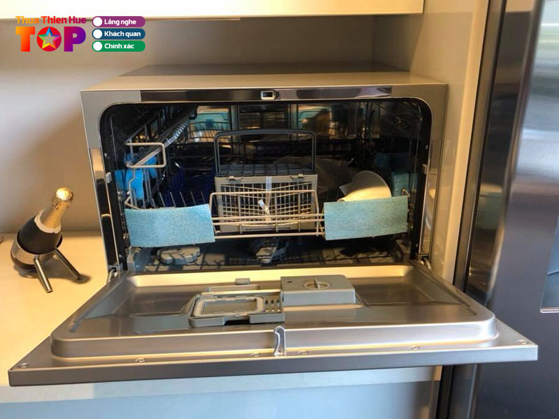 Sieu-thi-bep-hung-phu-huetoplist