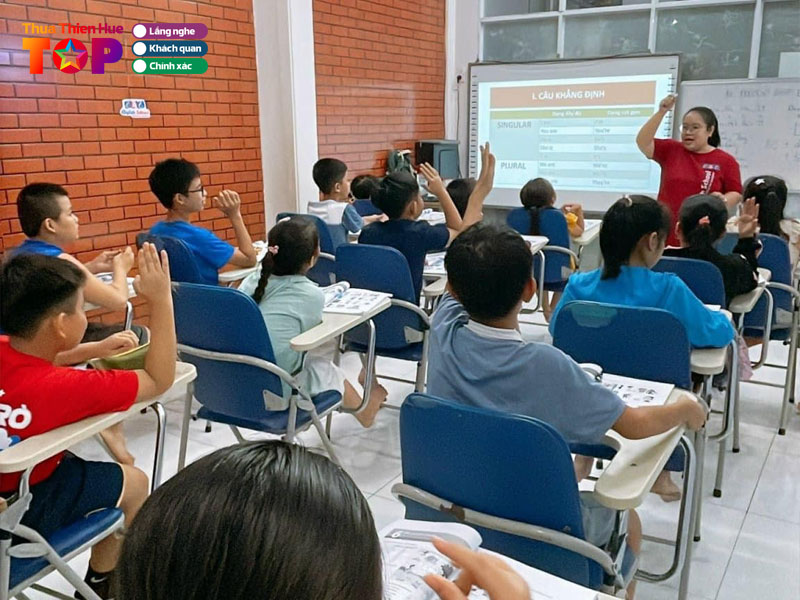 Trung-tam-anh-ngu-quoc-te-e4e-huetoplist