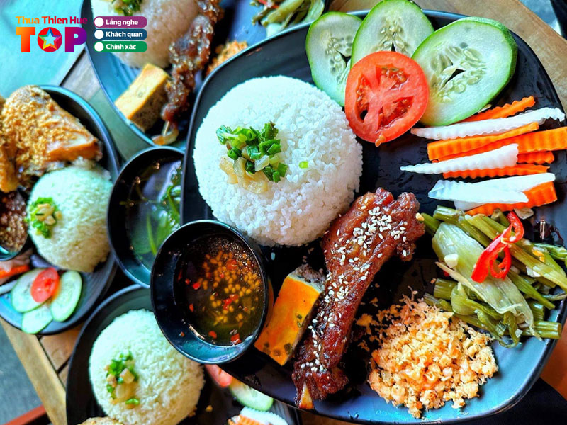 Com-tam-chat-huetoplist