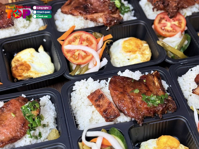 Com-tam-nha-cam-huetoplist