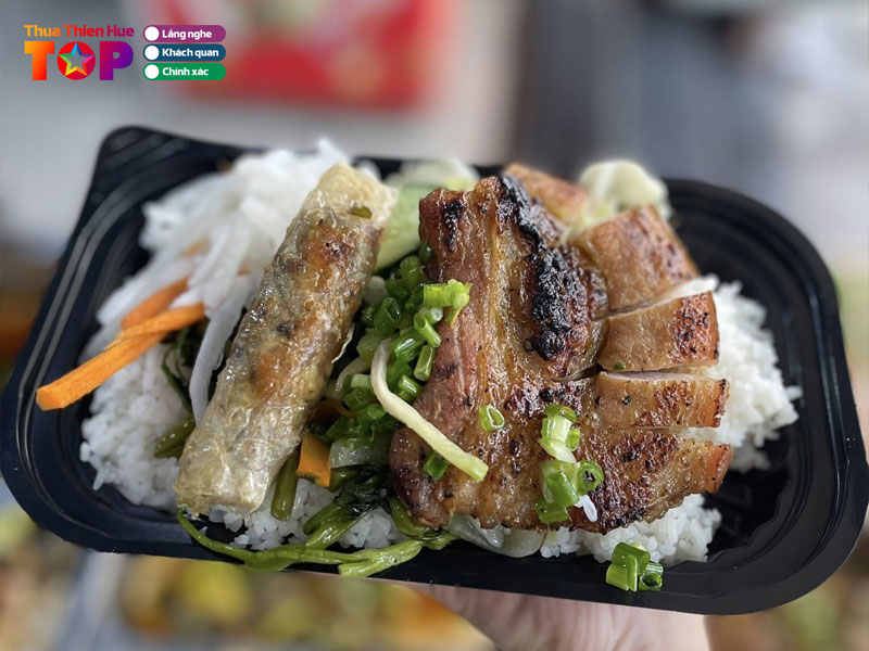 Com-tam-rina-huetoplist