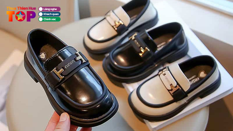 Top-10-dia-chi-ban-giay-tre-em-tai-hue-da-dang-mau-ma-huetoplist