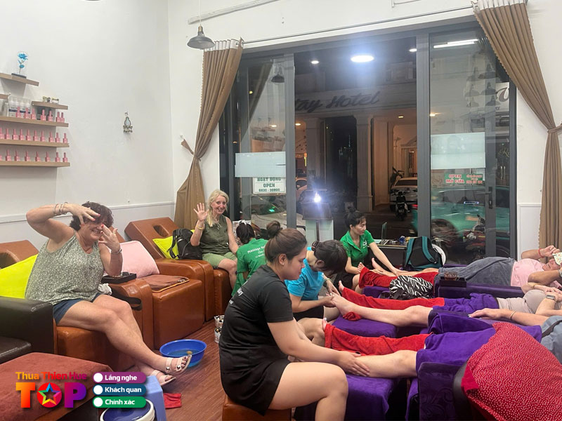 Holidays-spa-massage-huetoplist