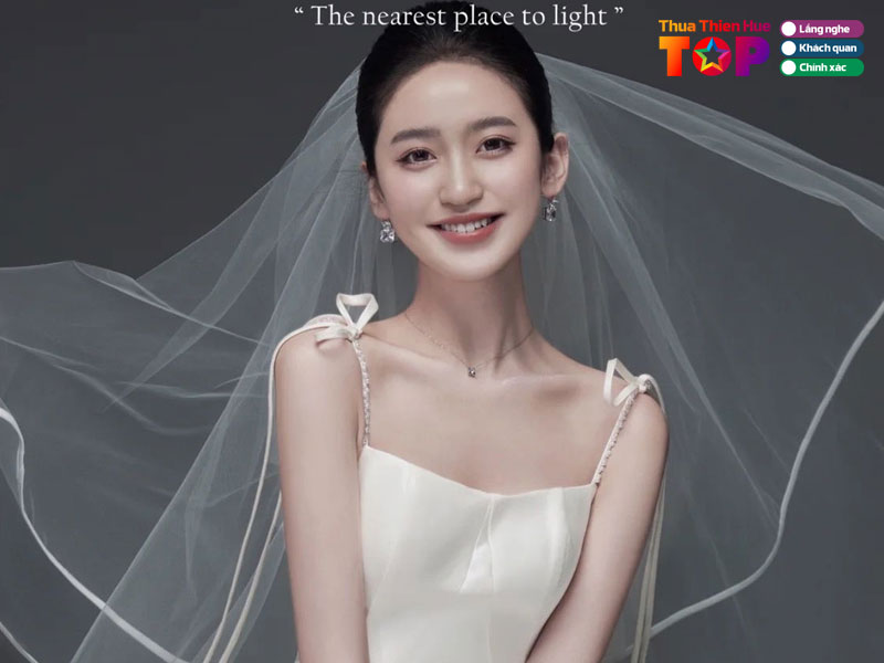 Kinh-nghiem-chon-tiem-trang-diem-co-dau-o-hue-huetoplist