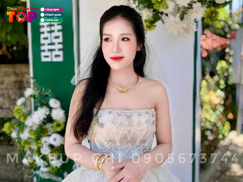 Makeup-chi-huetoplist