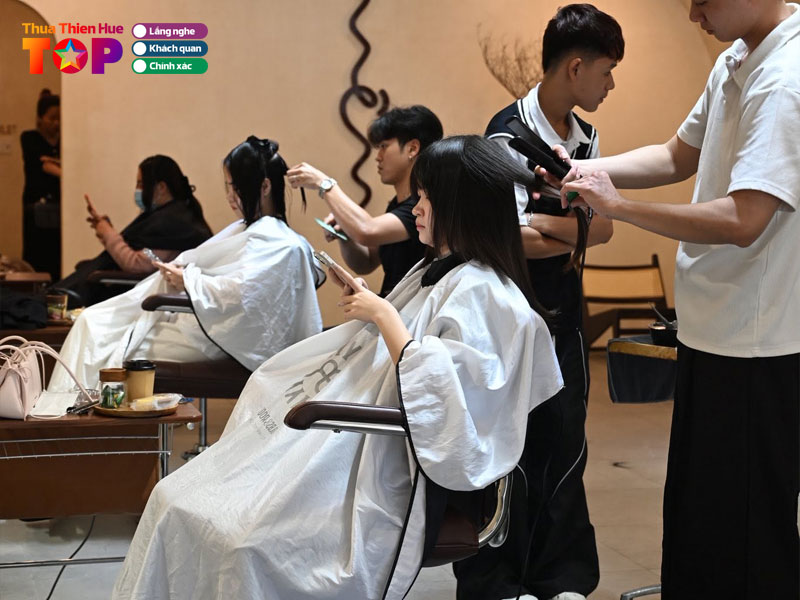 Mem-hair-studio-huetoplist